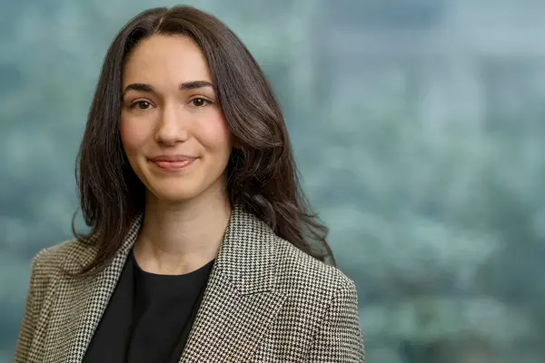 Headshot of MSK clinical social worker Victoria Lassen. 